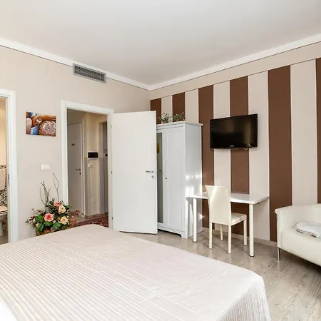 Accademia Bed and breakfast 2*